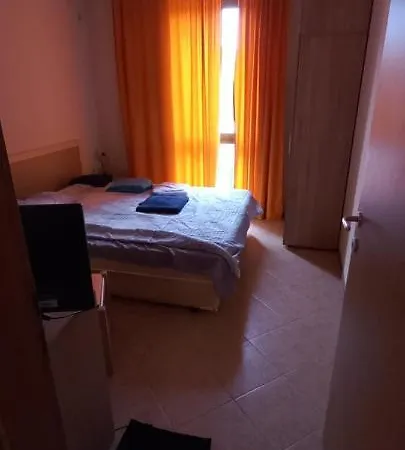 Apartment Quiet Corner Sunny Beach